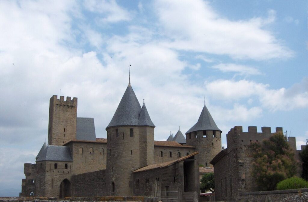 Skifertak på tårnene i Carcassonne