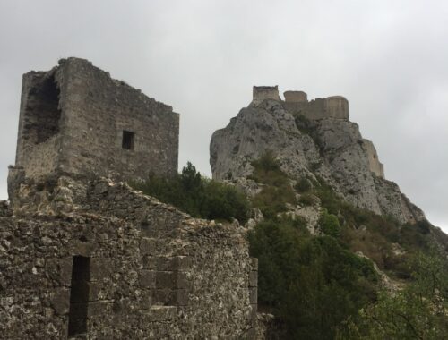 Borgen Peyrepertuse i Aude