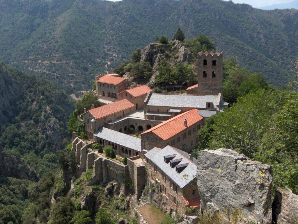 Abbaye de Saint Martain du Canigou