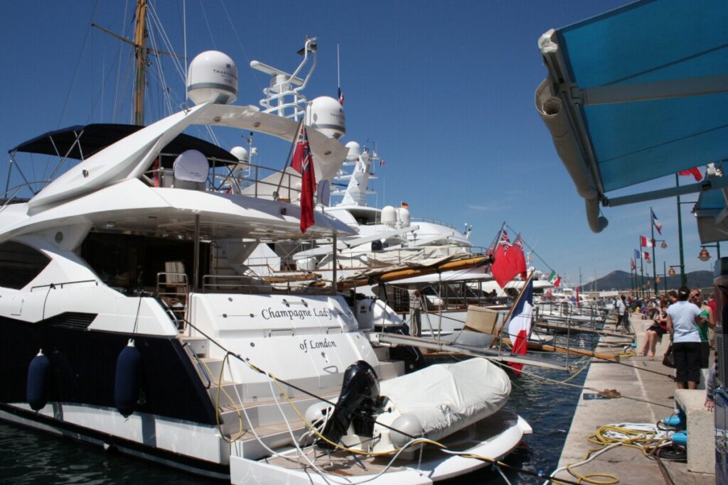 Huge yachts in Saint Tropez