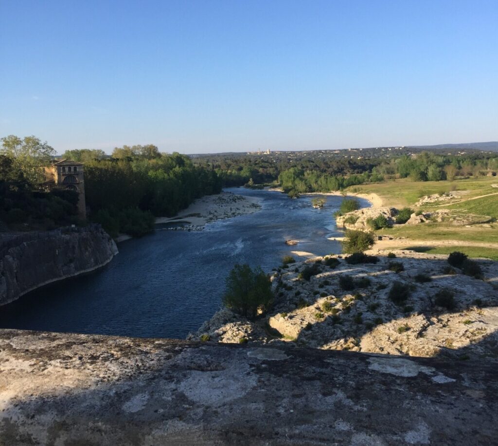 Elven Gardon sett fra Pont du Gard