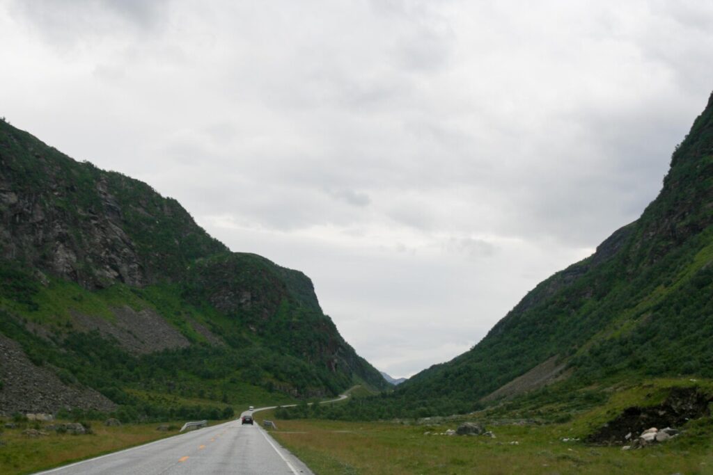 Veien mellom Trollstigen og Geiranger