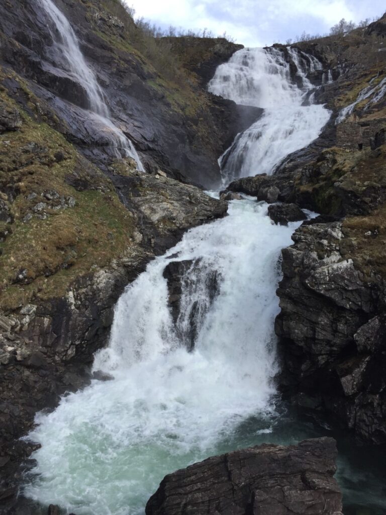 Kjosfossen