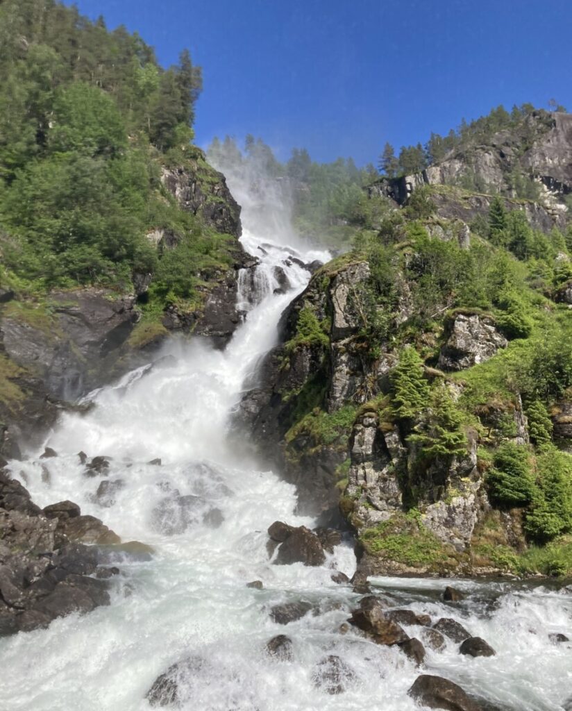 Foss i Hardanger