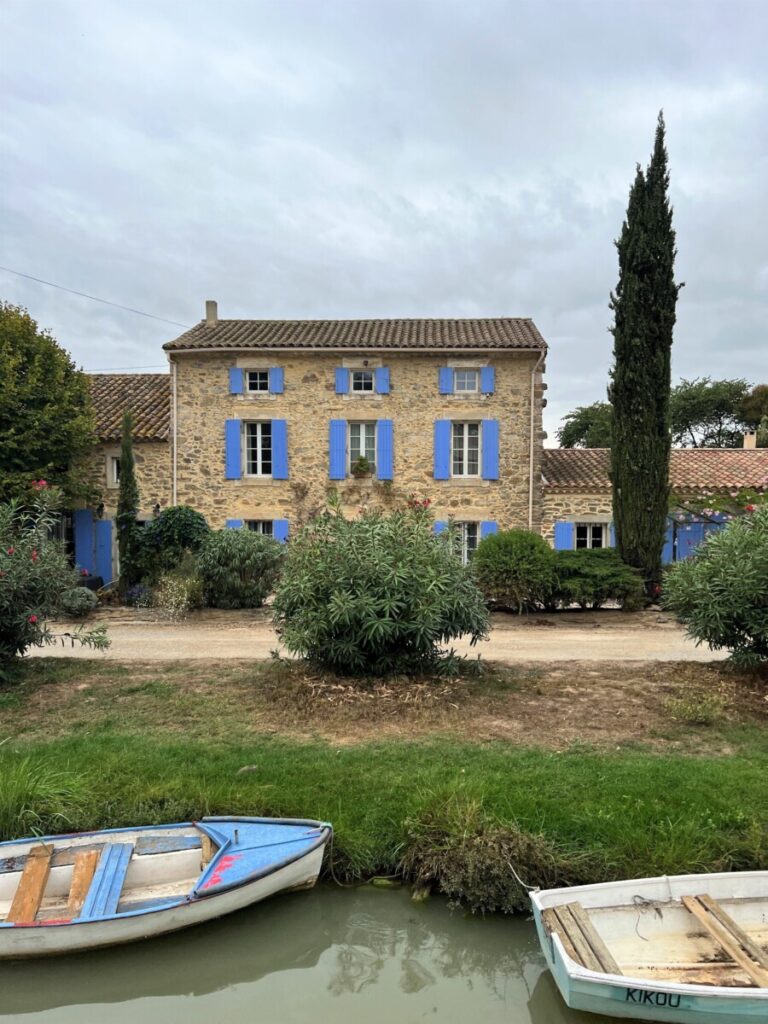 The nice house with blue shutters in Le Somail