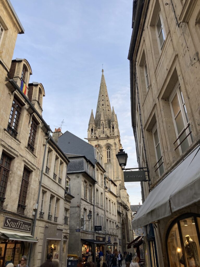 Koselige sentrumsgater i Caen