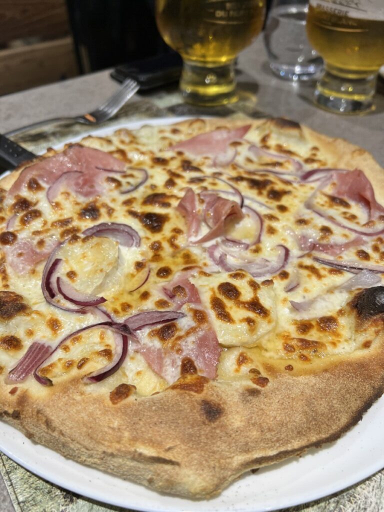 Tartiflette pizza