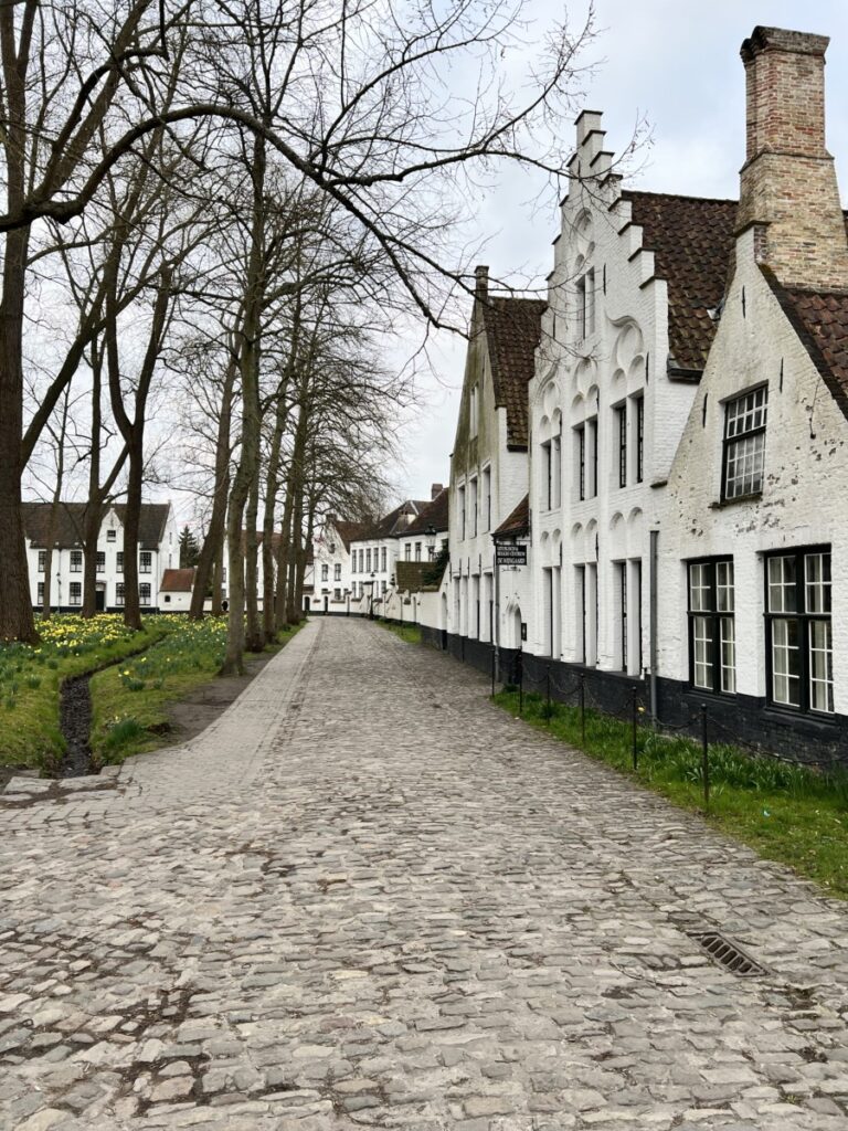 Begijnhof i Brugge i Belgia