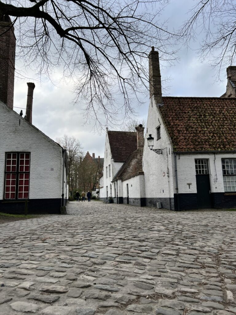 Begijnhof i Brugge i Belgia