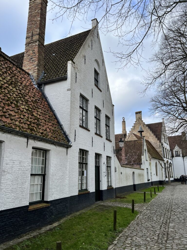 Begijnhof i Brugge i Belgia